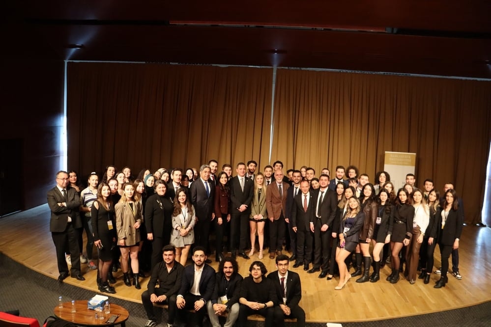 Avukatlar Günü Zirvesi’22