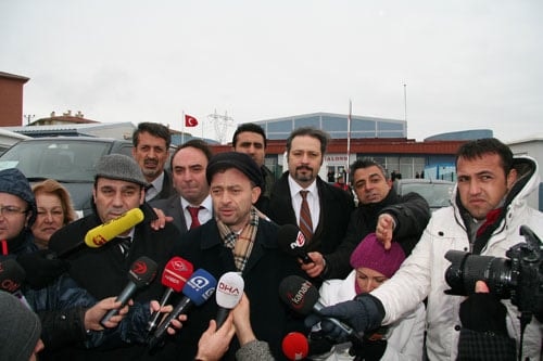 İstanbul Barosu Başkan Ve Yönetim Kurulu Üyeleri
Balyoz Davasına Gözlemci Olarak Katıldı - 1