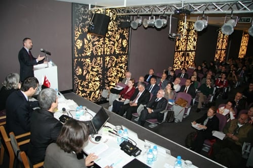 Avukata Yönelik Baskı Vatandaşa Yapılmış Sayılır

 - 7