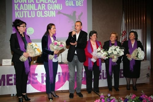 2015 Türkiye’Sinde Kadın
 - 58