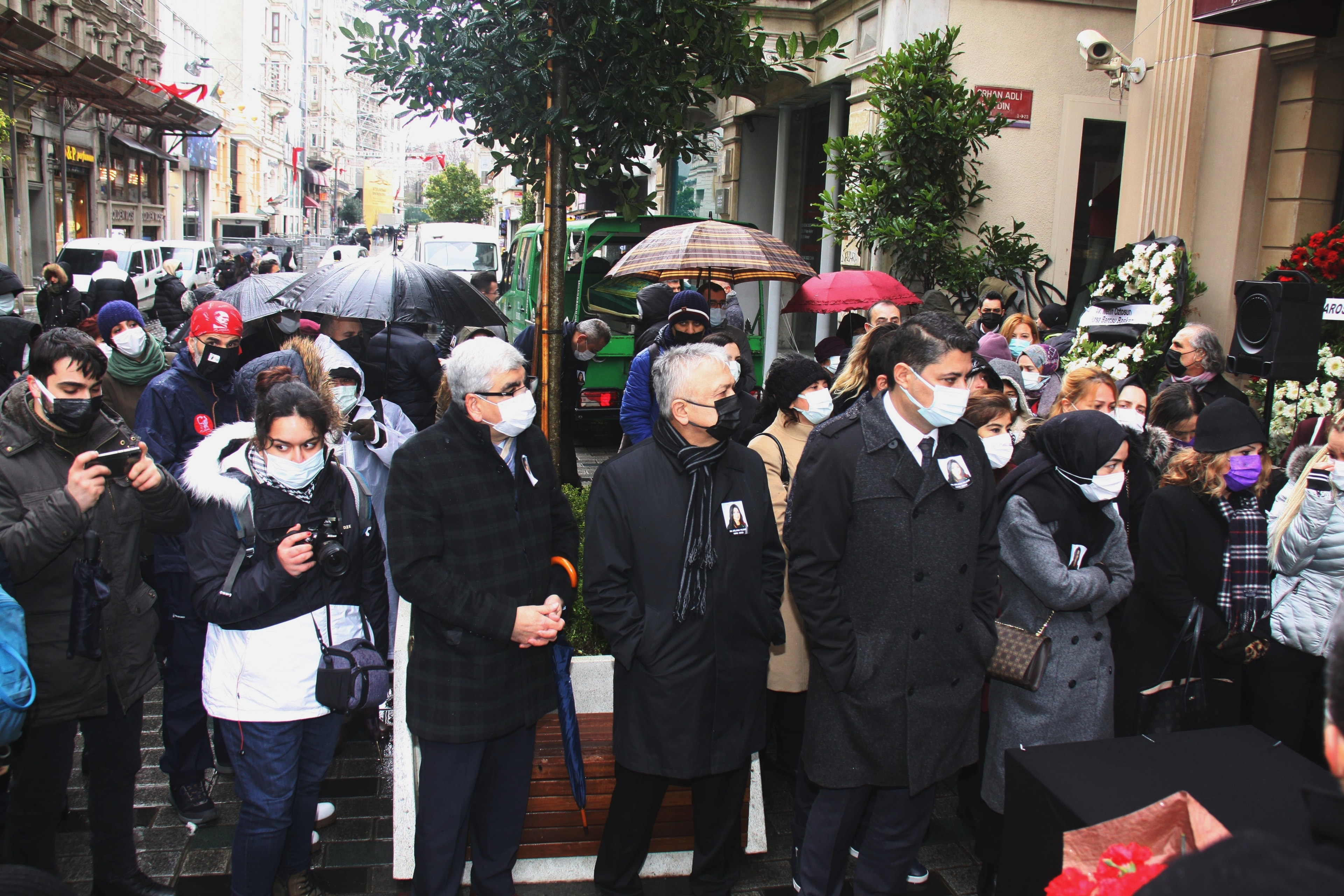 Katledilen Meslektaşımız Av. Dilara Yıldız Son Yolculuğuna Uğurlandı - 2