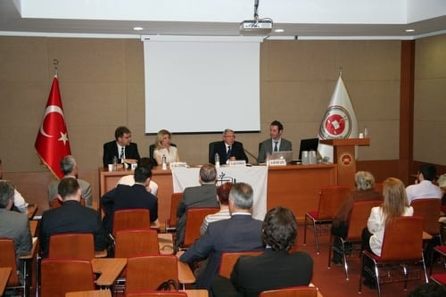 Enerji Piyasalarında Üretici Ve Tüketici Sorunları Iı
 - 15