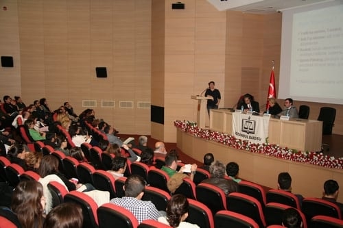 Sağlık Çalışanlarının Kadına Yönelik Şiddetin Önlenmesinde

Hukuki Ve Cezai Sorumluluğu 
 - 3