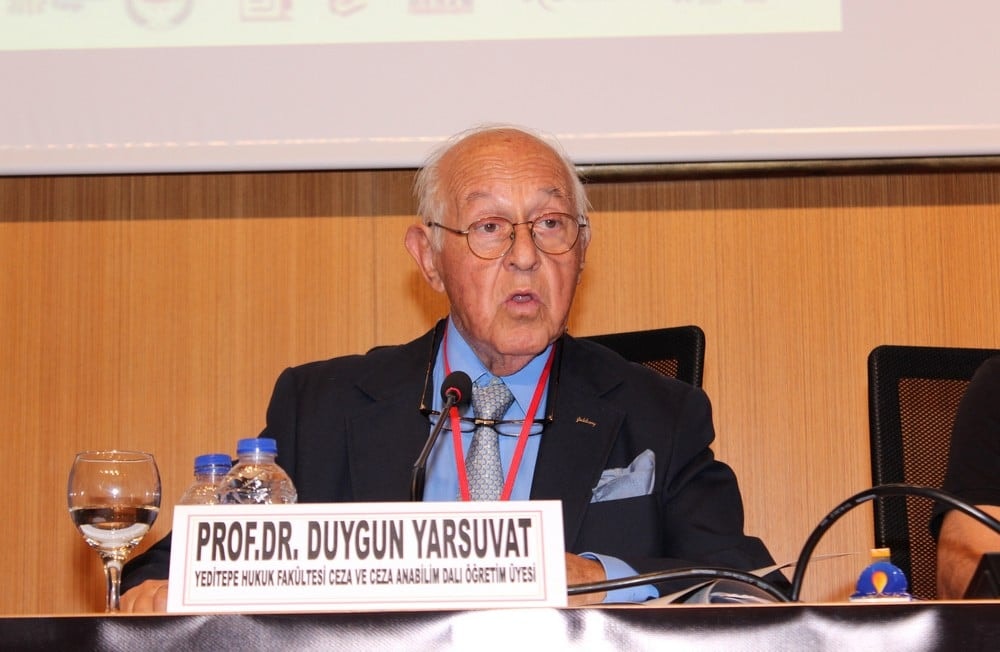 Uluslararası Konferans: ‘Ayın Karanlık Yüzü’ - 188