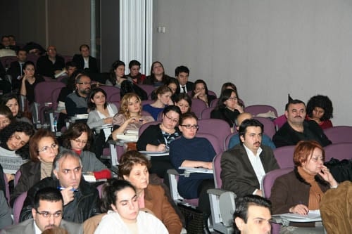 Kadın Hakları Ve Aile İçi Şiddet Semineri Devam Ediyor

 - 59