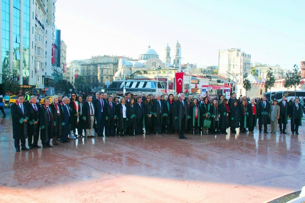 Baromuz Yönetimi Atamızın Huzurunda - 11