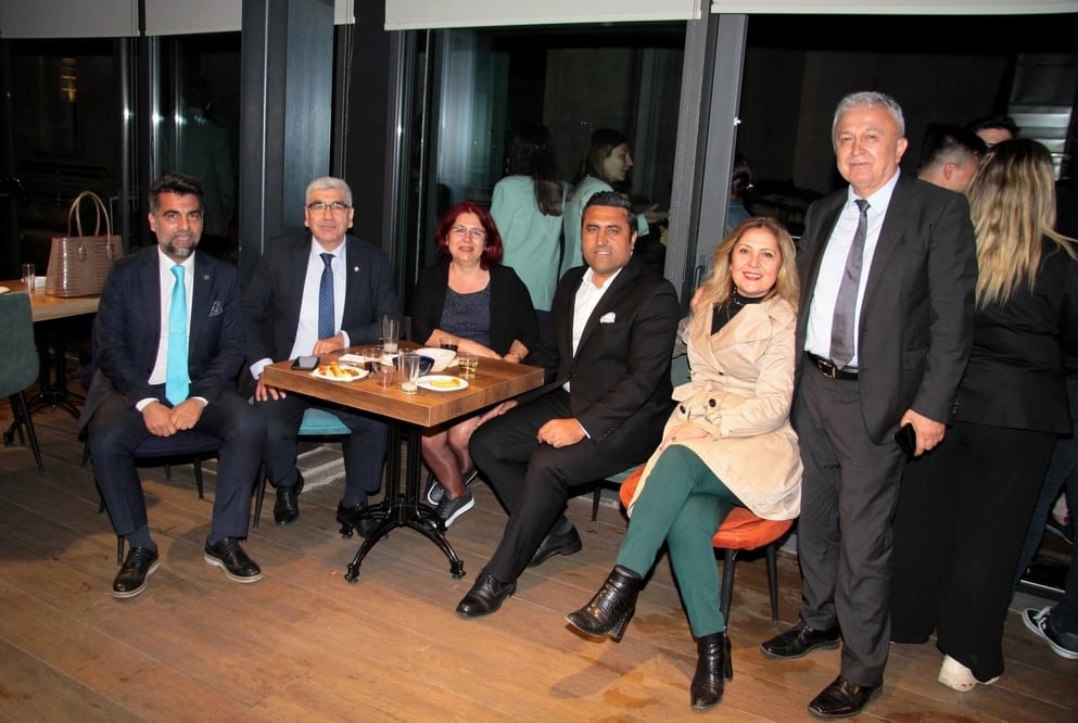 Mesleğimize ve Cumhuriyetimize Sahip Çıkıyoruz - 12