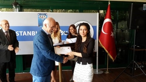 29. Dönem Hukuk İngilizcesi Ve Terminolojisi Derslerini Tamamlayanlara Katılım Belgeleri Verildi 
 - 17