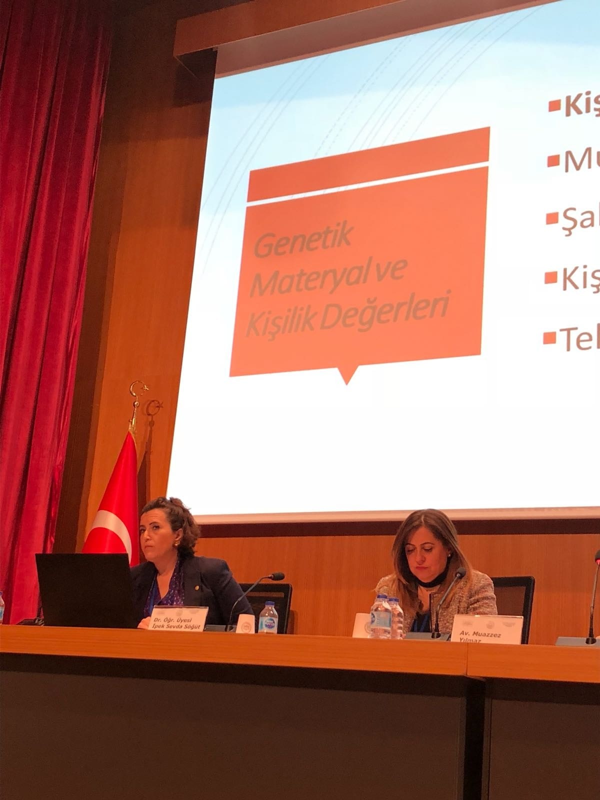 Uluslararası ‘Gen Hukuku’ Sempozyumu - 13