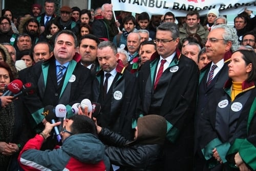 Hukuk Silah, Polis Yargı Olamaz!
 - 27