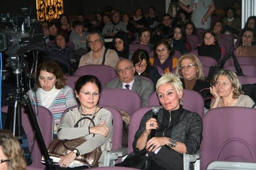 Kadına Şiddet Durmak Bilmiyor

 - 130