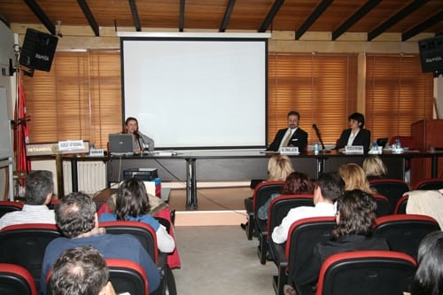 Enerji Piyasasında Lisans Ve Enerji Sözleşmeleri

 - 2