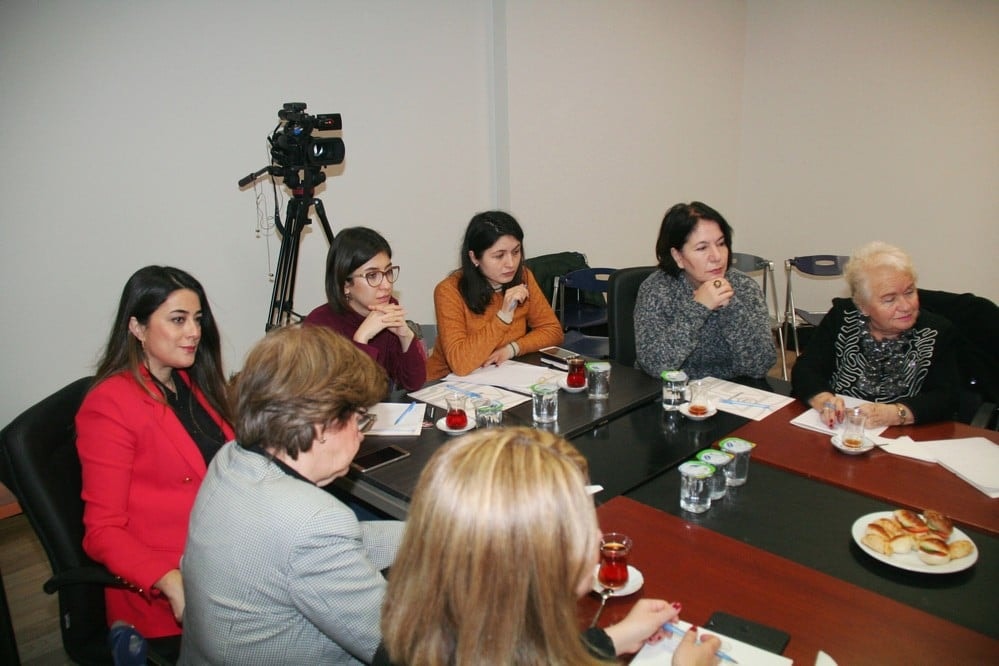 Devrim Yasamız Medeni Kanunumuza Sahip Çıkalım  - 16