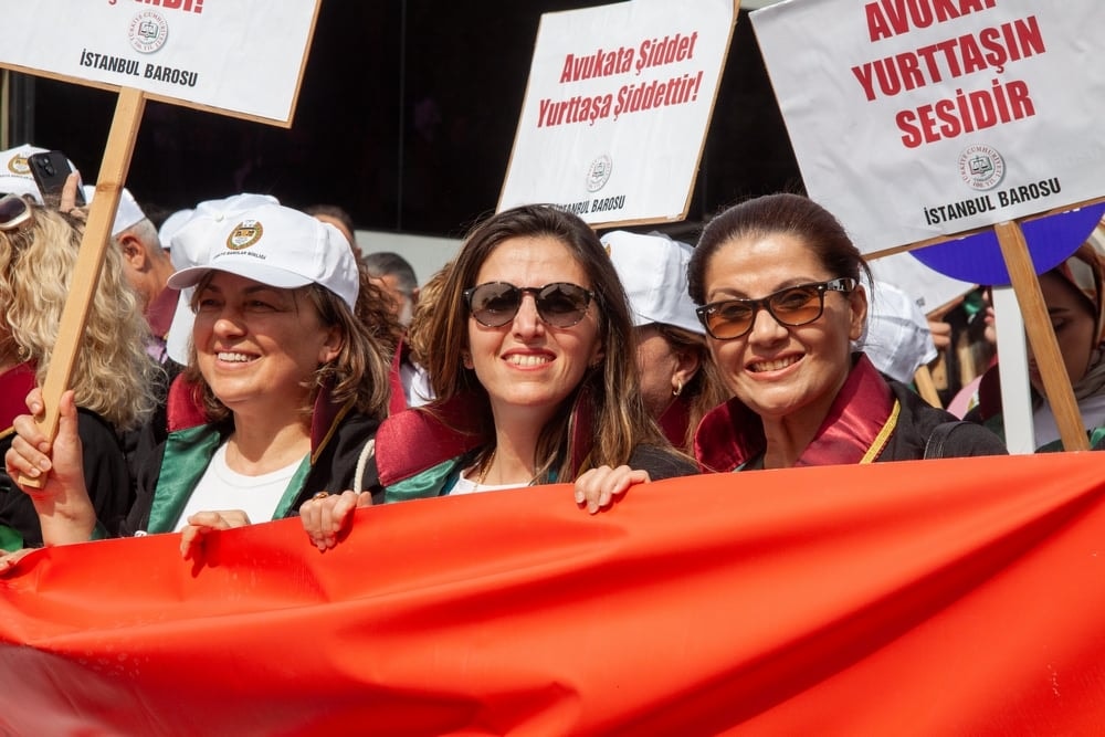 Binlerce Meslektaşımızla “Avukat İçin de Adalet” İçin Ankara’da Bir Araya Geldik - 25
