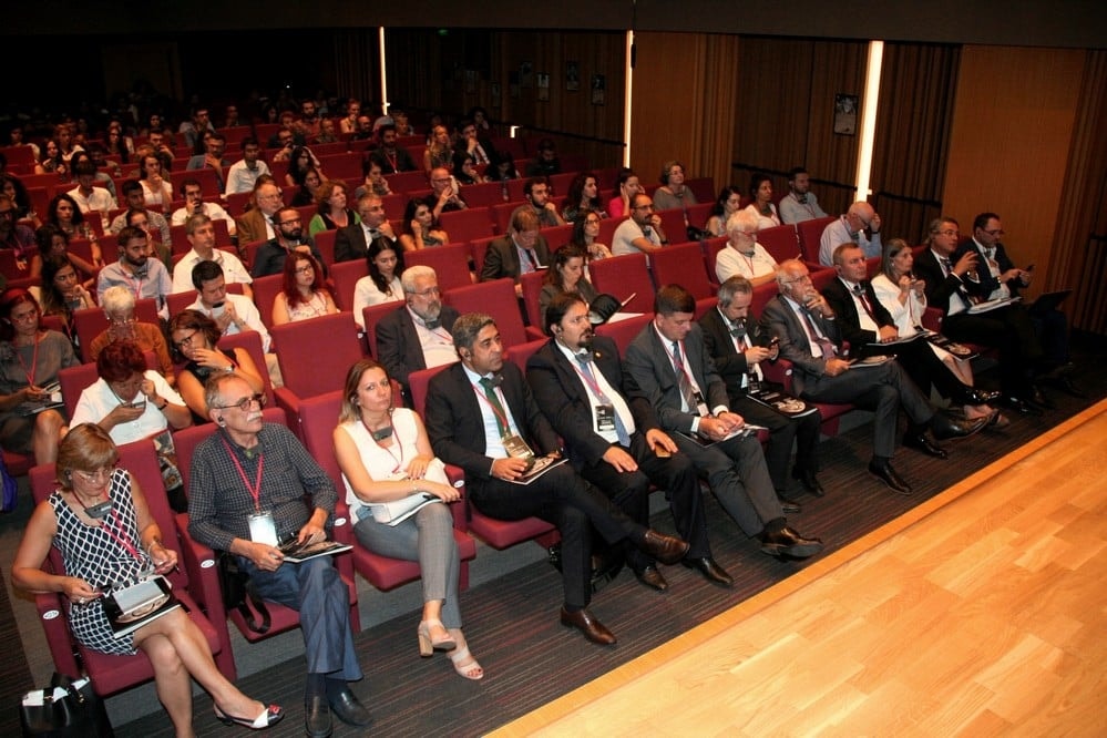 Uluslararası Konferans: ‘Ayın Karanlık Yüzü’ - 48