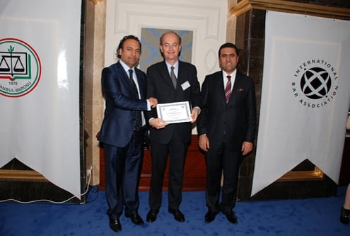 İstanbul Barosu Ve Uluslararası Barolar Birliği 

Ortak Seminer Yaptı - 25