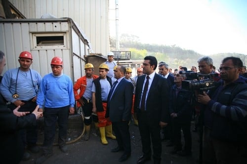 İstanbul Barosu Başkan Ve Yönetim Kurulu Üyeleri, Acıyı Paylaşmak, İncelemelerde Bulunmak İçin Soma’Daydı

 - 7