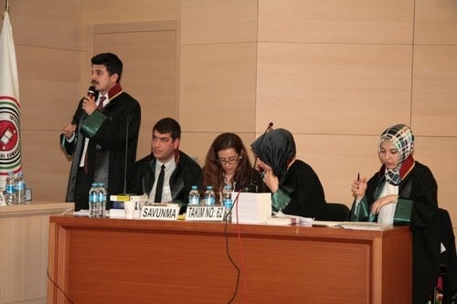 Farazi Dava Yarışması Yapıldı

 - 85