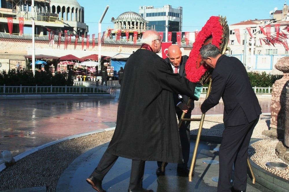 Baromuz Yönetimi Atamızın Huzurunda - 7