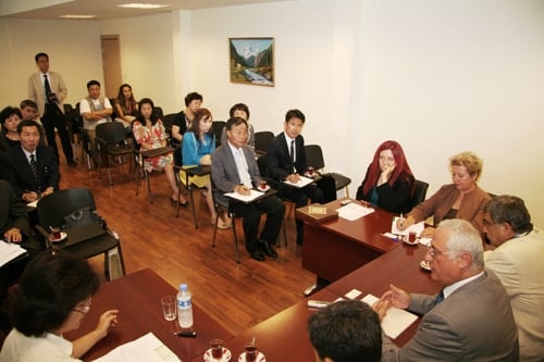 Güney Koreli Hukukçular Heyeti
Baromuzu Ziyaret Etti - 8