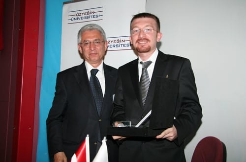 Sosyal Ağlar Ve İnternet Özgürlükçü Anlayışla Düzenlenmeli
 - 46