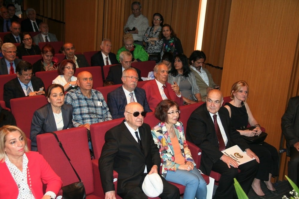 Meslekte 40, 50, 60 Yılını Dolduran 467 Meslektaşlarımıza Madalya Verildi - 193