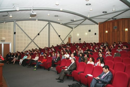 Milletlerarası Mal Satımına İlişkin Birleşmiş Milletler Anlaşmasının

Türk Borçlar Kanunu Çerçevesinde Değerlendirilmesi

 - 17