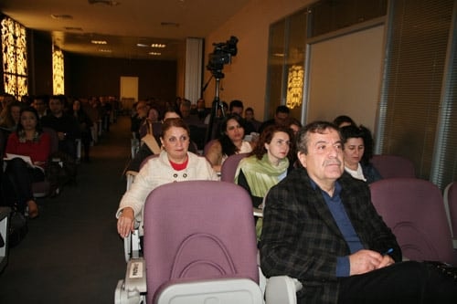 “Kadın Hakları Ve Aile İçi Şiddet” Konulu Sertifika Programı

 - 30