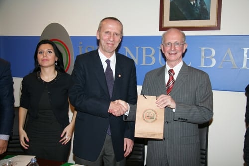İrlanda Büyükelçisi İstanbul Barosunu Ziyaret Etti 
 - 17