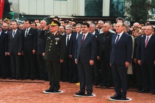 Aramızdan Ayrılışının 77. Yılında Atamızı Saygı Ve Minnetle Andık 
 - 44