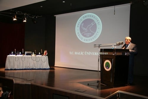 En Fazla Şiddete Sağlık Personeli Uğruyor

 - 10