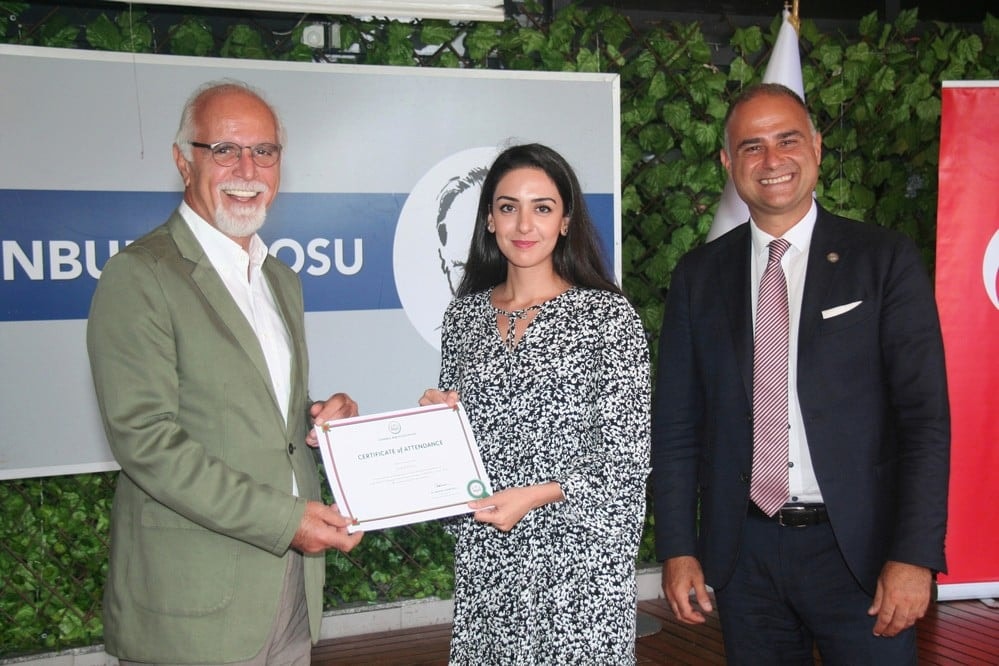 İngilizce Kursunu Tamamlayanlara Sertifikaları Verildi - 7