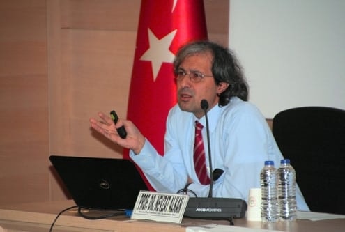 Kadın Hakları Ve Aile İçi Şiddet” Konulu Sertifika Programı Devam Ediyor
 - 77