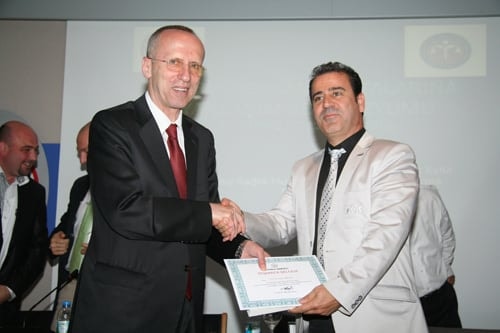 Tıbbi Uygulama Hatalarına Yaklaşım
 - 25