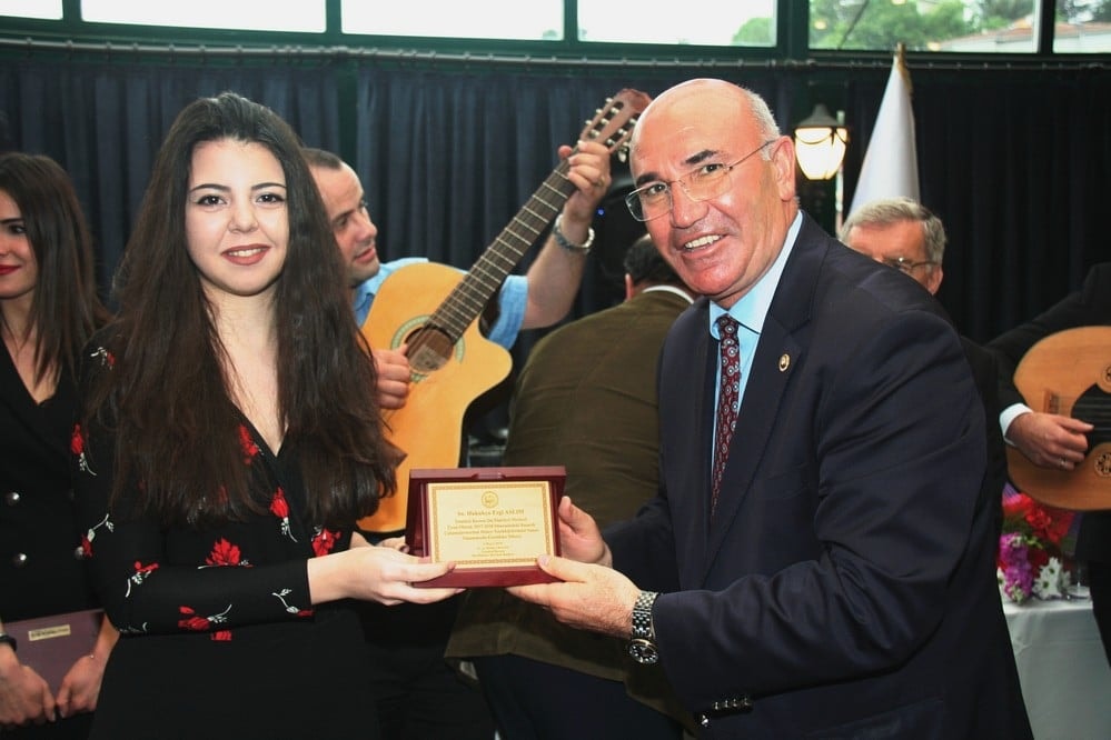 Tarihte Haksız Yargılamaların Gölgesinde Savunmanın Savunulması – II - 80