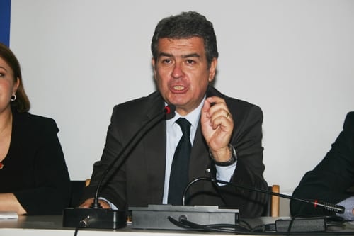 Yargı Alanında Yaşananlar Bizi Dehşete Düşürüyor
 - 78