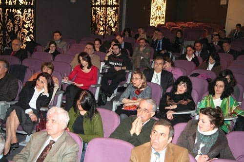 Basının Haber Verme Hakkı Ve 
Bireyin Bilgilenme Hakkı
 - 9