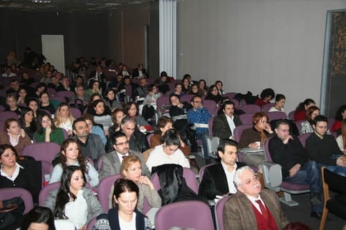 Kadın Hakları Ve Aile İçi Şiddet Semineri Devam Ediyor

 - 72