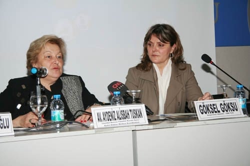 Kadına Şiddet Durmak Bilmiyor

 - 117