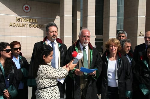 Taksim'de Kolluk Suç İşlemektedir - 1