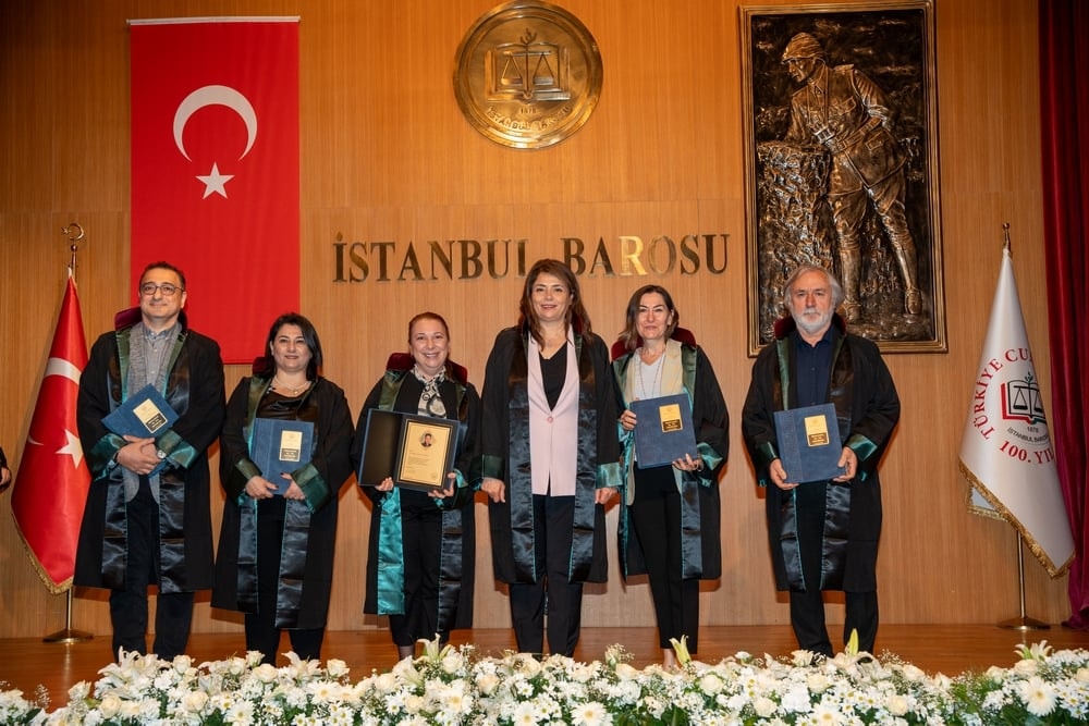 Meslekte 25, 30 ve 35 Yılını Dolduran Meslektaşlarımıza Plaket Verildi - 39