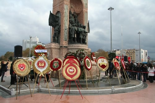 Atamızı Andık - 40