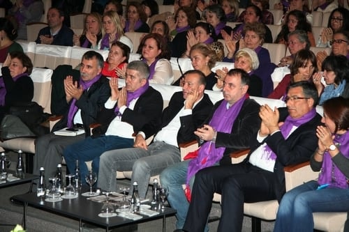 2015 Türkiye’Sinde Kadın
 - 26