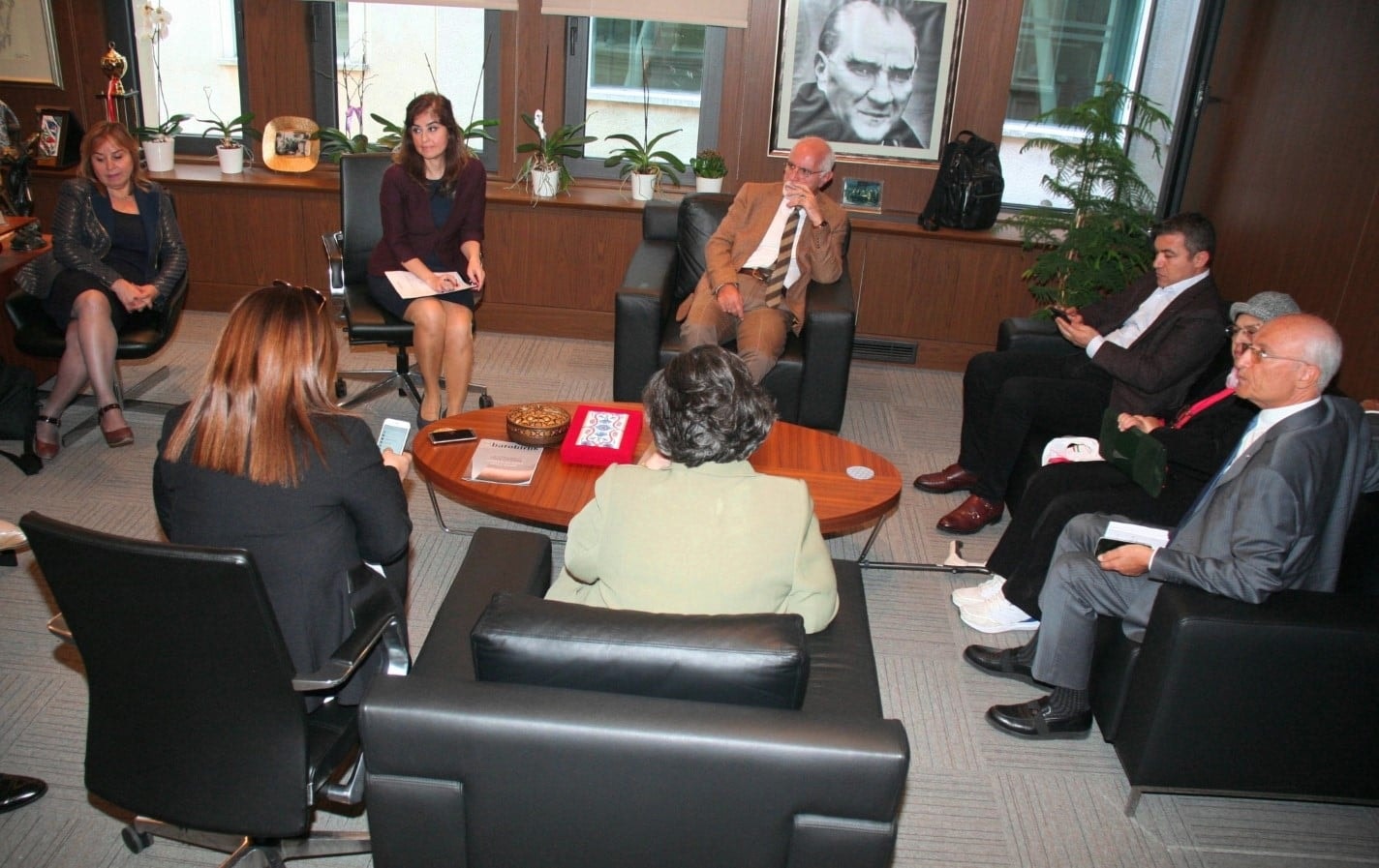 Tutukevindeki Çocukların Yaptıkları Resimler Sergilendi - 39