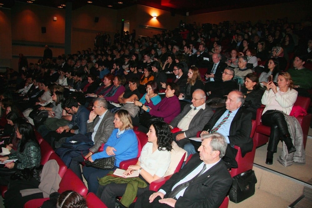 Hukuksal Gerçeklikler Bağlamında Anayasa Değişikliği - 43