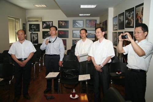 Çinli Hukukçular Baromuzu Ziyaret Etti
 - 1