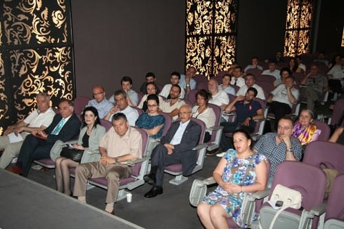 Ülkemizde Avukat Mağdur Durumdadır
 - 2