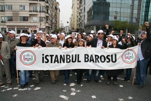 1 Mayıs Coşkuyla Kutlandı

 - 34