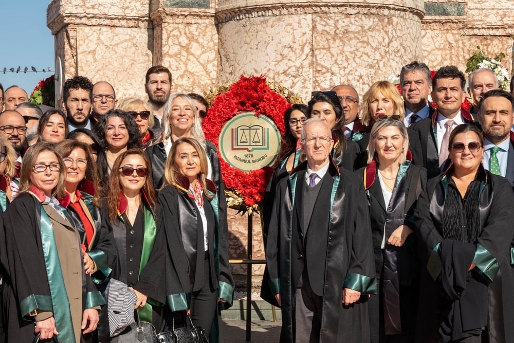 İstanbul Barosu Başkanı Av. Prof. Dr. İbrahim Kaboğlu ve Yönetim Kurulu Üyeleri 29 Ekim Cumhuriyet Bayramı Törenine Katıldı - 3