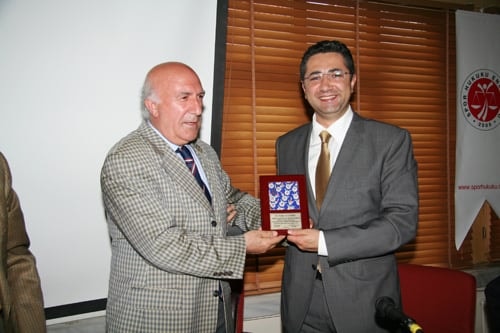 Spor Kulüpleri Yeniden Yapılandırılmalıdır 
 - 52